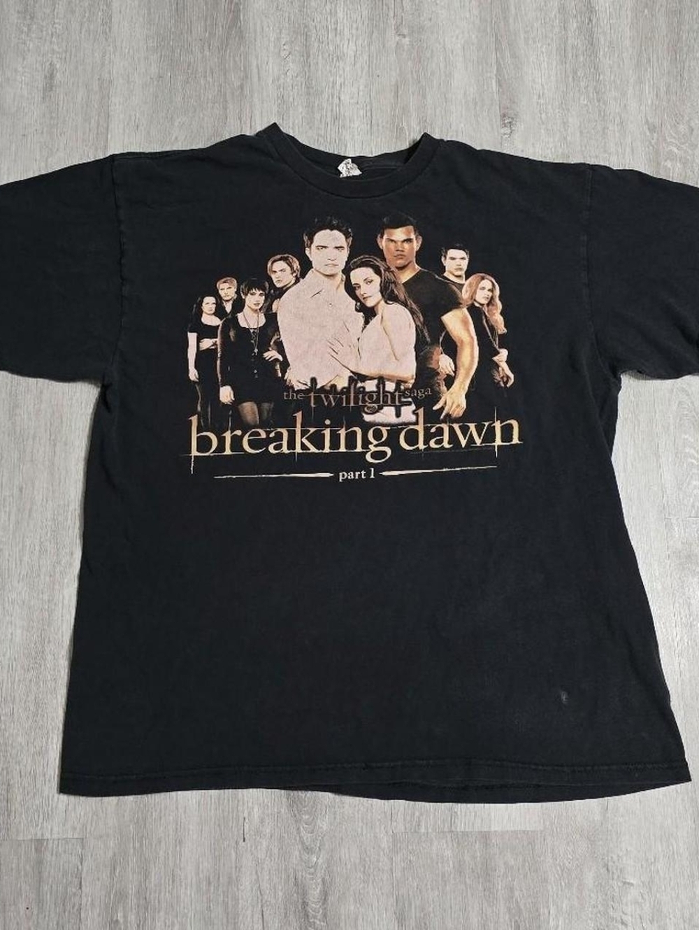 Y2K Twilight Saga Breaking Dawn Part 1 Black Movie Promo Tee Edward Bella Swan